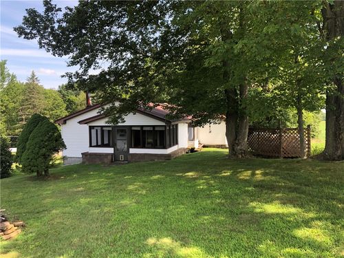 230 Locust Rd, Addison, PA, 15411-2234 | Card Image