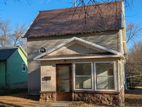 206 S 9th St, Montevideo, MN, 56265-1945 | Card Image