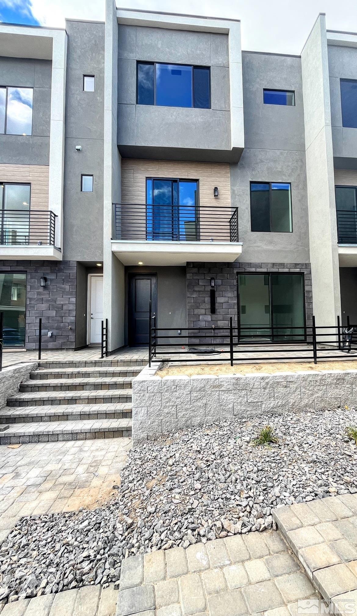 Rissone Ln, Reno, NV 89503