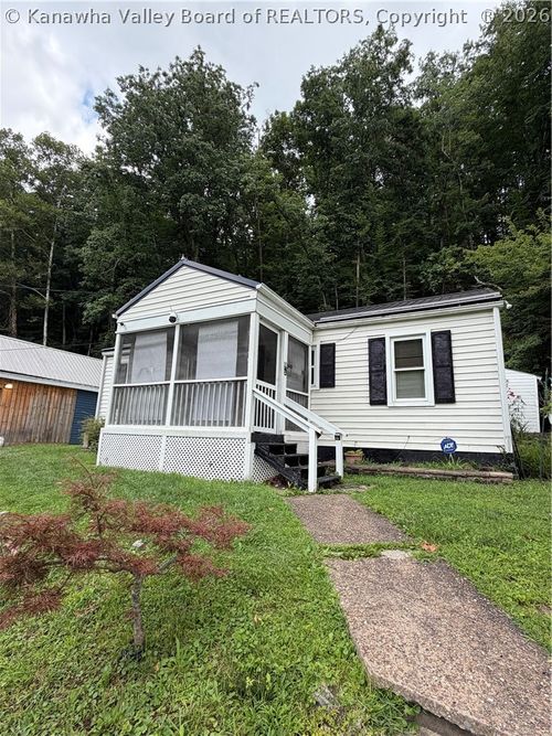 11 Lance Drive, Charleston, WV, 25311 | Card Image