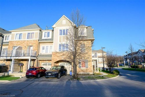 35-7 Sirente Dr, Hamilton, ON, L9A0B4 | Card Image