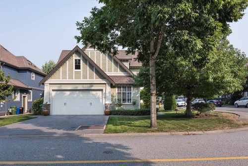 5772 Shawnigan Dr, Chilliwack, BC, V2R0A8 | Card Image