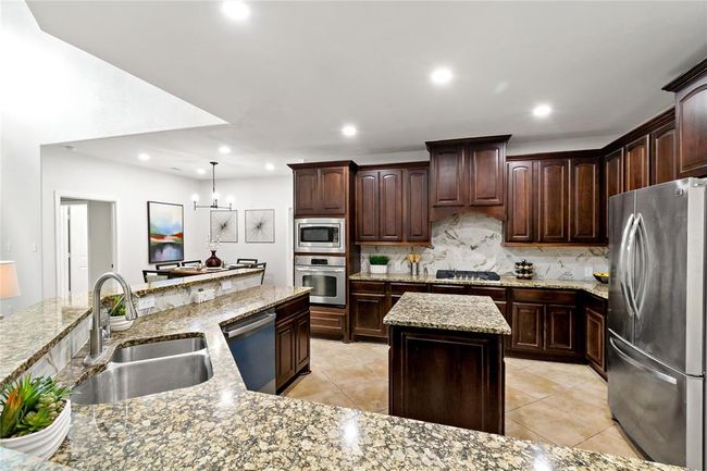 2604 Sweet Wind Dr, House other with 5 bedrooms, 4 bathrooms and 3 parking in Pearland TX | Image 13