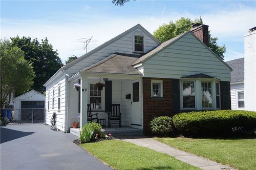 67 Glenthorne Rd, Rochester, NY, 14615-2209 | Card Image