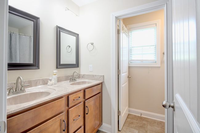 1029 Charles Thomas Dr, House other with 3 bedrooms, 2 bathrooms and 2 parking in Clarksville TN | Image 19