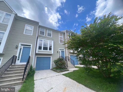 7712 Chatfield Ln, ELLICOTT CITY, MD, 21043-7900 | Card Image