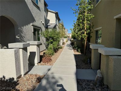 798 Clouded Valley Avenue, Townhouse with 3 bedrooms, 2 bathrooms and null parking in North Las Vegas NV | Image 2