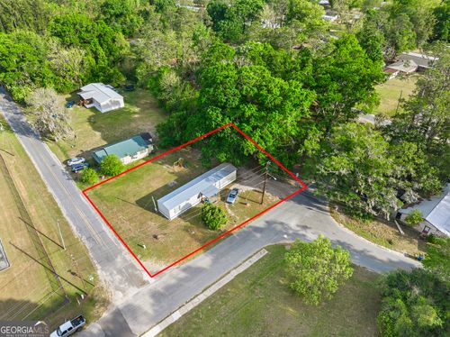 304 Cannon St, Nahunta, GA, 31553-2778 | Card Image