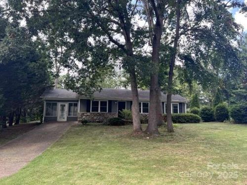 6 Fairway Dr, Asheville, NC, 28805-2406 | Card Image