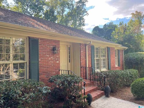 3801 Rockbrook Cir, Mountain Brk, AL, 35213-3621 | Card Image