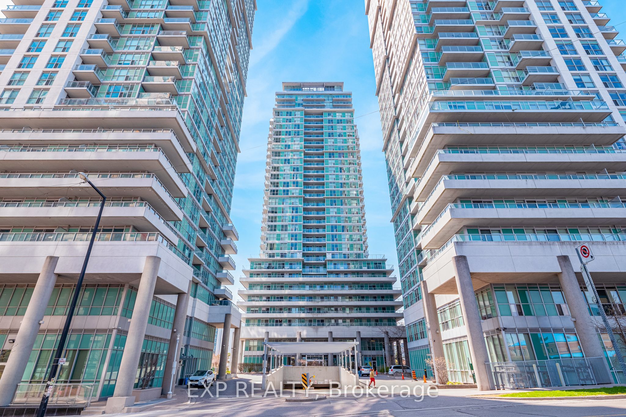 Residential in Toronto E09