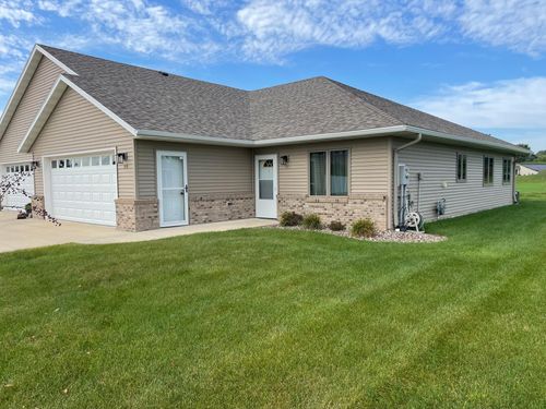 101 Brittany Way Se, Grand Meadow, MN, 55936-1443 | Card Image