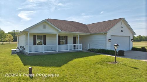 9521 Gera Rd, Birch Run, MI, 48415-9218 | Card Image