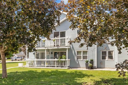 7-315 Harrison Street, NEENAH, WI, 54956 | Card Image