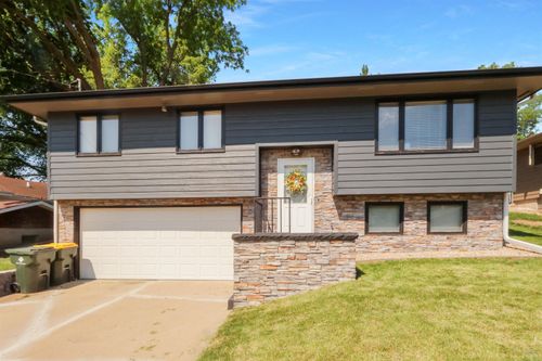 2611 S Royce Street, Sioux City, IA, 51106 | Card Image