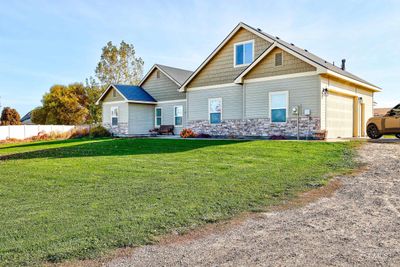 311 Peggy Drive, House other with 5 bedrooms, 2 bathrooms and 2 parking in Payette ID | Image 2