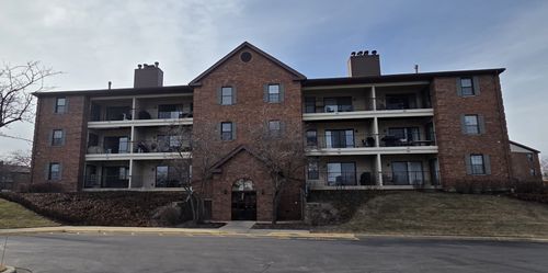 apt-103-621 Hapsfield Ln, Buffalo Grove, IL, 60089-4722 | Card Image