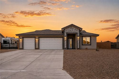 6930 Sandpebble St, Pahrump, NV, 89061-7206 | Card Image