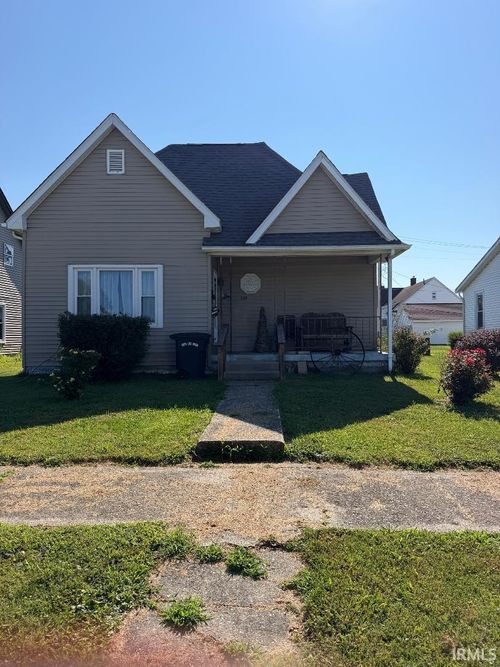 339 9th St Ne, Linton, IN, 47441-1535 | Card Image