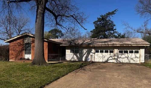 3411 Bryn Mawr Dr, Irving, TX, 75062-4538 | Card Image