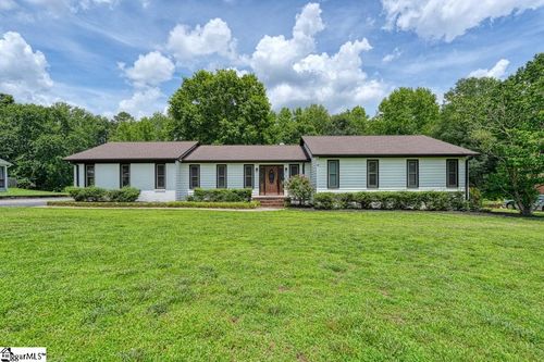 204 Lenderman Dr, Inman, SC, 29349-4524 | Card Image