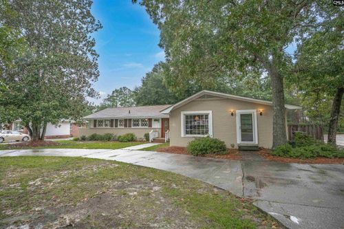 2227 Forest Dr, Camden, SC, 29020-2027 | Card Image