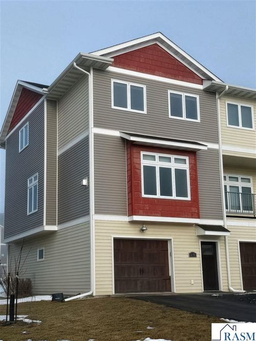 2155 Rolling Green Ln, North Mankato, MN, 56003-4442 | Card Image