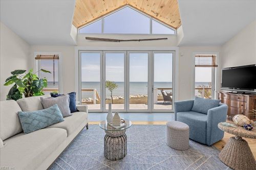 907 Bay Tree Beach Rd, Seaford, VA, 23696-2619 | Card Image