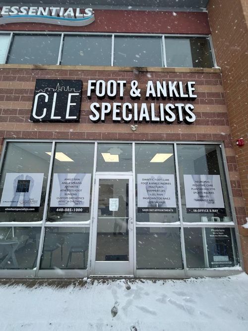 b-757 Alpha Dr, Highland Heights, OH, 44143-2173 | Card Image