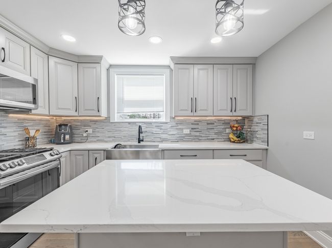 At the heart of the home lies a chef's dream kitch | Image 24