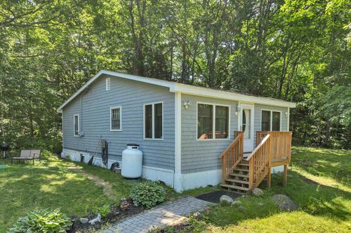 25 S Mayhew Tpke, Hebron, NH, 03241-7513 | Card Image