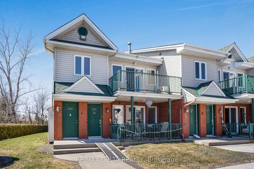 208-2927 Rue Laurier, Rockland, ON, K4K1T8 | Card Image