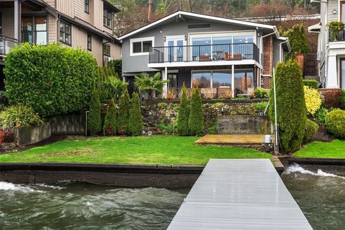 6631 Ripley Ln Se, Renton, WA, 98056-1530 | Card Image