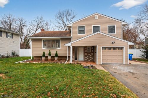 707 Warfield Rd, North Plainfield, NJ, 07063-1649 | Card Image