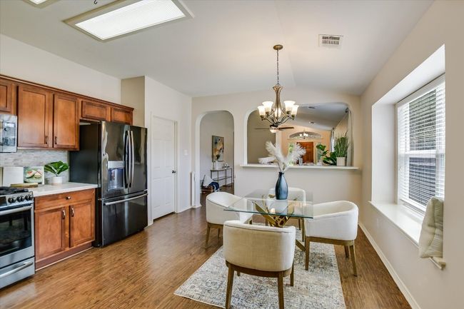 11120 Los Comancheros Rd, House other with 4 bedrooms, 2 bathrooms and 4 parking in Austin TX | Image 7