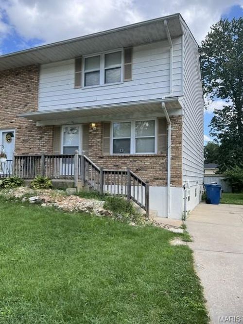 2235 Jackson Dr, Arnold, MO, 63010-1602 | Card Image