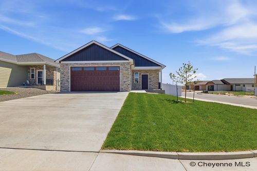 4051 Saddleback Ln, Cheyenne, WY, 82001-9136 | Card Image
