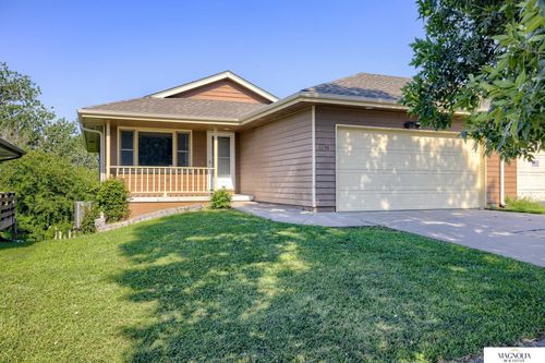 3241 Mickaela Ln, Lincoln, NE, 68521-4627 | Card Image