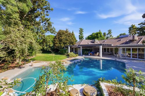 8800 Saint Cloud Lane, Bakersfield, CA, 93311 | Card Image