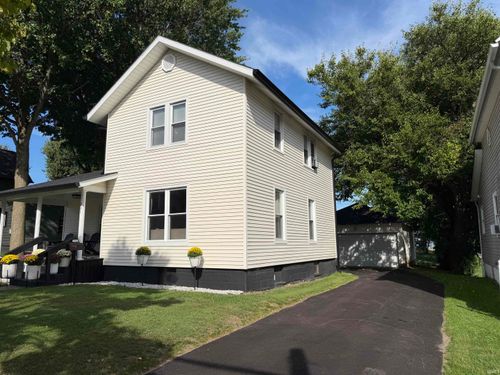 231 Clark Street, Kendallville, IN, 46755-2262 | Card Image