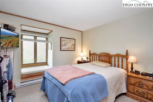 B12 - 388 Skyleaf Dr, Condo with 2 bedrooms, 2 bathrooms and null parking in Sugar Mountain NC | Image 22