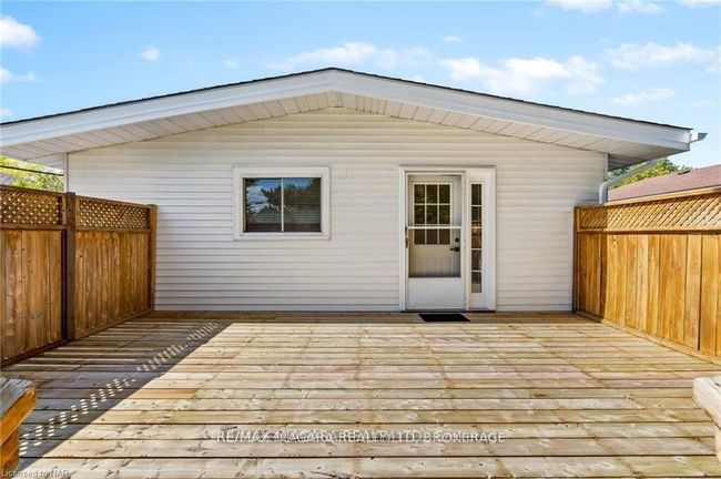 7422 Dorchester Rd, House other with 4 bedrooms, 2 bathrooms and 3 parking in Niagara Falls ON | Image 32