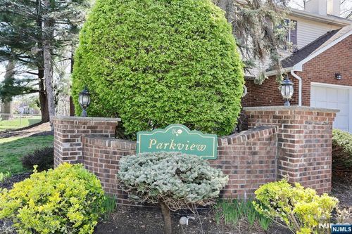 10 Chris Ct, Fair Lawn, NJ, 07410-4300 | Card Image