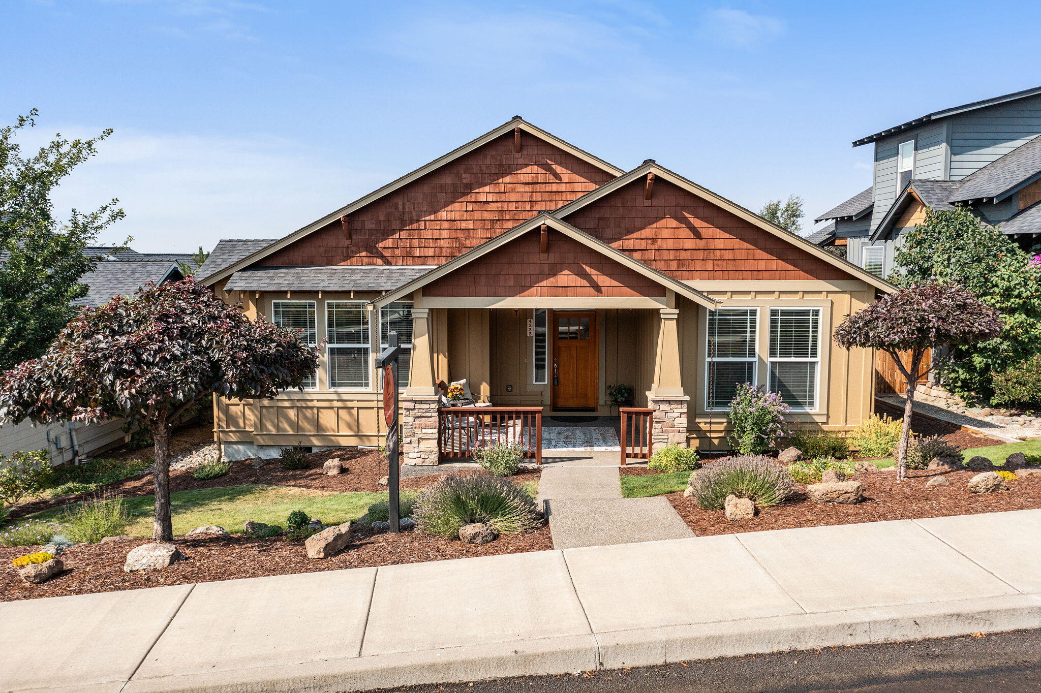 Salmon Ave, Redmond, OR 97756
