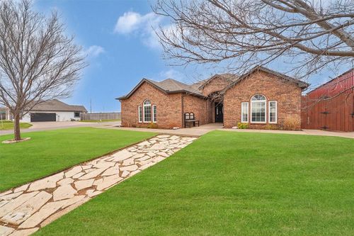 201 Ranch Road, Elk City, OK, 73644 | Card Image