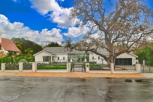 31754 Foxfield Dr, Westlake Village, CA, 91361-4715 | Card Image