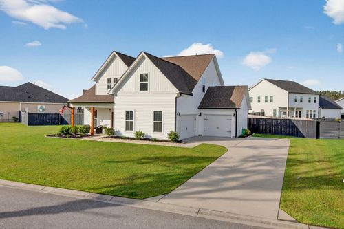 105 Edisto Crossing Ct, Ridgeville, SC, 29472-8068 | Card Image