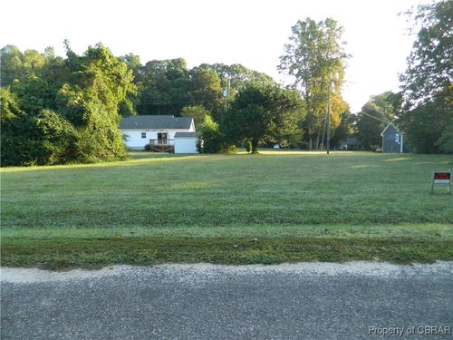 26A Riverview Dr, Heathsville, VA, 22473-4039 | Card Image