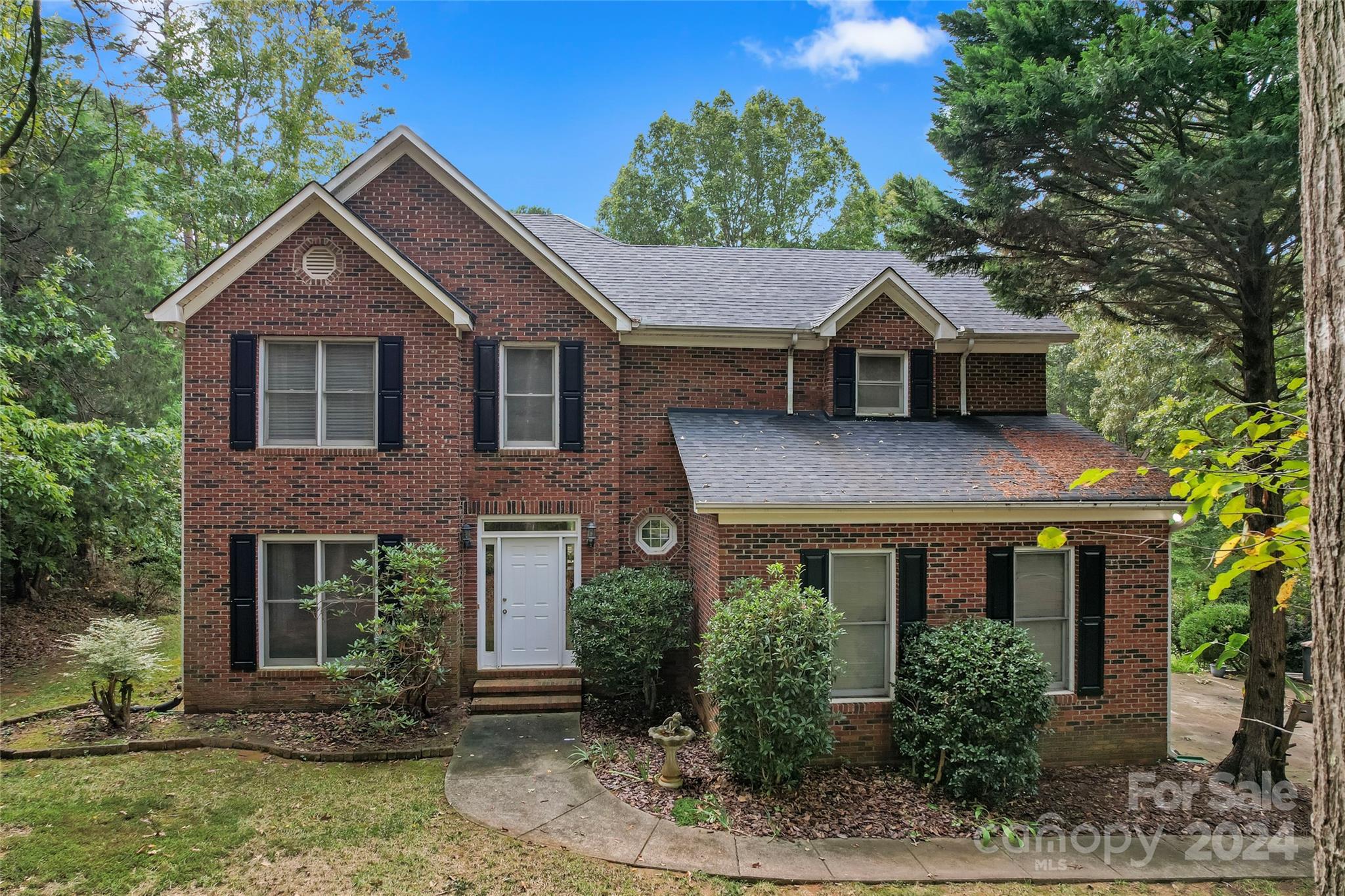 Mountain Vine Ave, Kannapolis, NC 28081