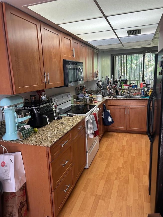 APT-1210 - 2811 Sw 87 Th Ter, Condo with 2 bedrooms, 3 bathrooms and null parking in Davie FL | Image 6
